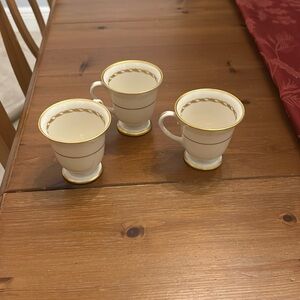 3 China Teacups